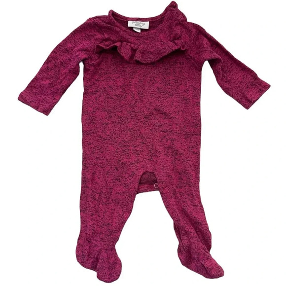 Stexling Baby Fuschia Long Sleeve Ruffle Crewneck Footed Buttoned Onesie 3M GUC - Picture 1 of 8